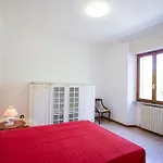 ヴィラ Leo In Zona Residenziale Vicino A *