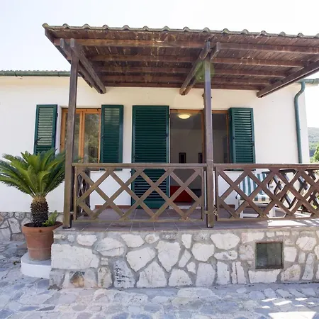 ヴィラ Leo In Zona Residenziale Vicino A *