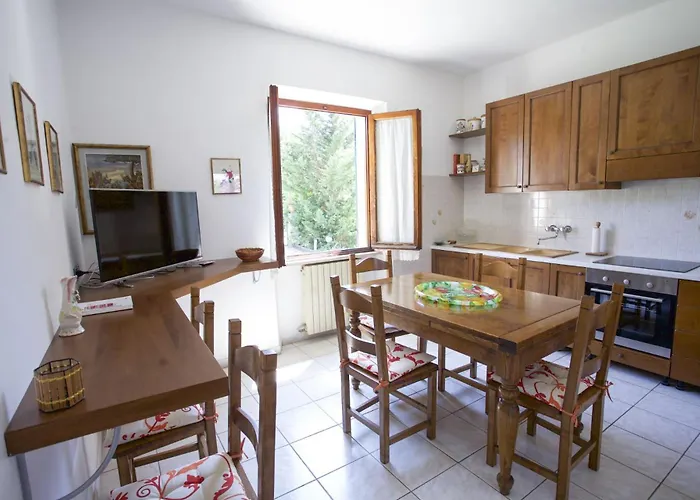 Leo In Zona Residenziale Vicino A *